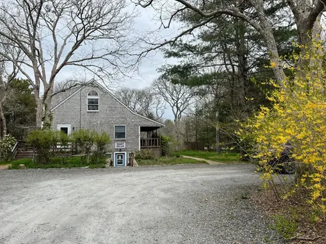 127 Old County Road West Tisbury MA 02575