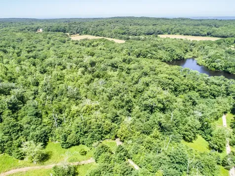 51,61,65,71,76,77 Stillpoint Meadows & 725 State West Tisbury MA 02575
