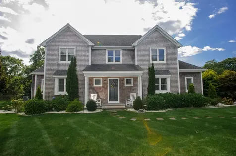 28 Woodhaven Drive Edgartown MA 02539