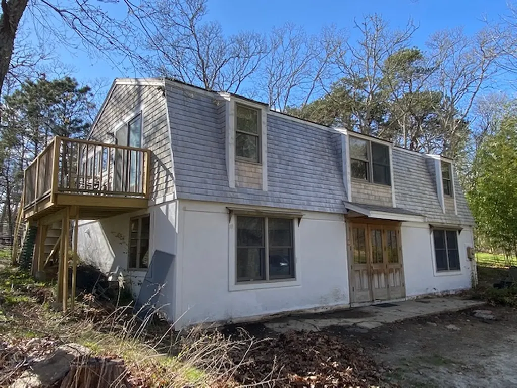94 Paula Avenue Vineyard Haven MA 02568