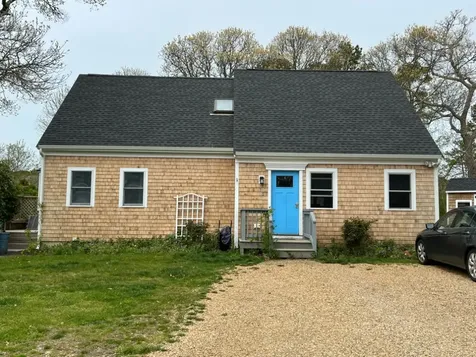 33 Sunset Road Oak Bluffs MA 02557