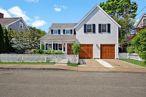 12 Norton Street Edgartown MA 02539