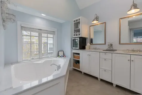 12 Norton Street Edgartown MA 02539