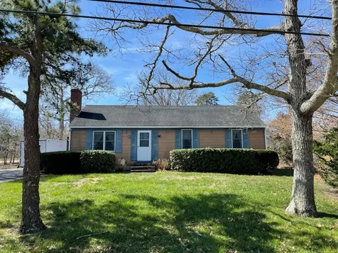 70 Washington Avenue Oak Bluffs MA 02557