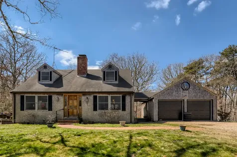 107 Mott Hill Road Vineyard Haven MA 02568