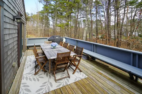 4 Quail Run Oak Bluffs MA 02557
