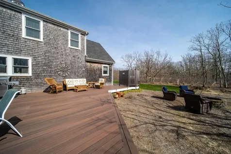 27 Watcha Path Edgartown MA 02539