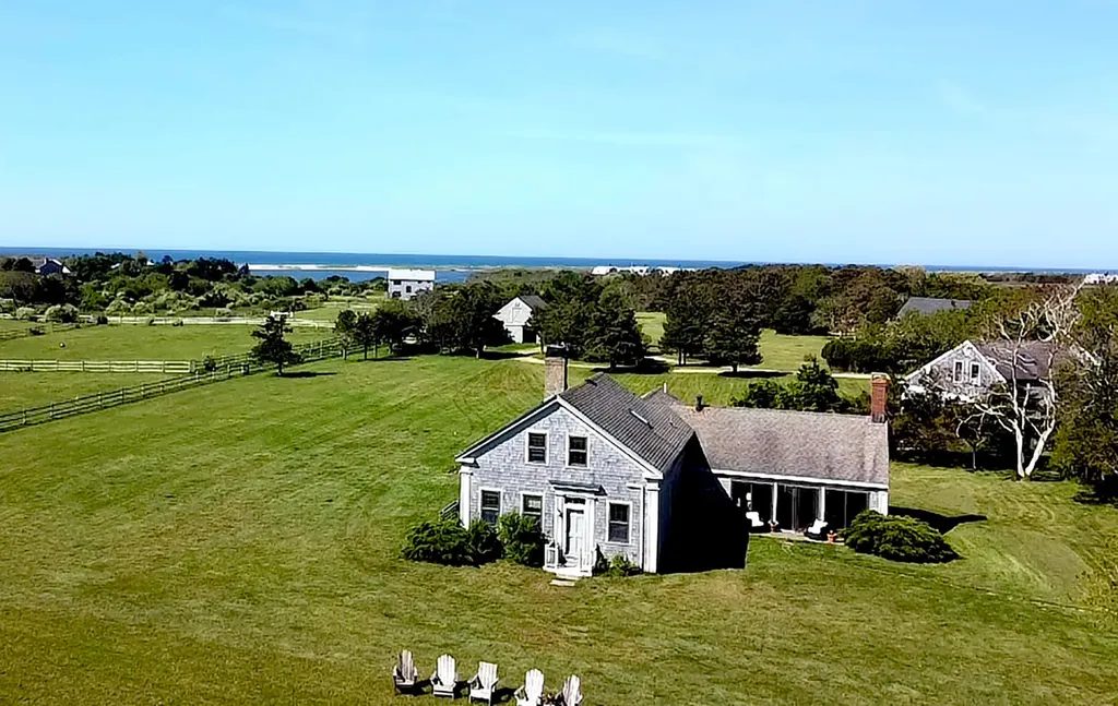 10 Crackatuxet Cove Road Edgartown MA 02539