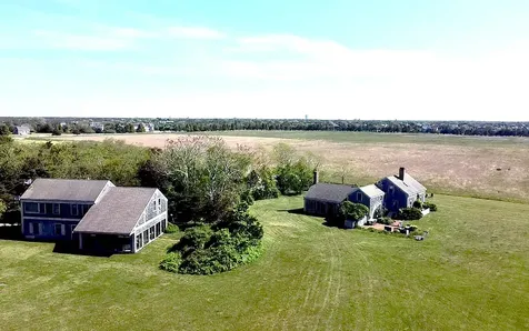 10 Crackatuxet Cove Road Edgartown MA 02539