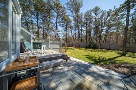 21 Meetinghouse Village Way Edgartown MA 02539