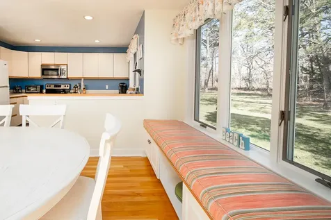 21 Meetinghouse Village Way Edgartown MA 02539