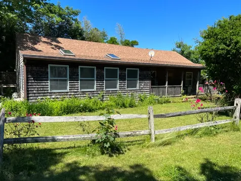 21 Walker Way Vineyard Haven MA 02568