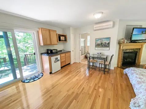 28 Rustling Oaks Road West Tisbury MA 02575
