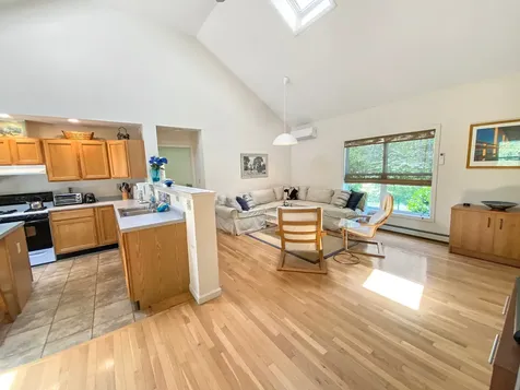28 Rustling Oaks Road West Tisbury MA 02575