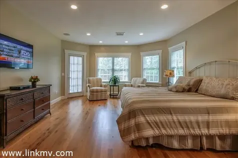 25 Harthaven Road Oak Bluffs MA 02557