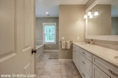 25 Harthaven Road Oak Bluffs MA 02557