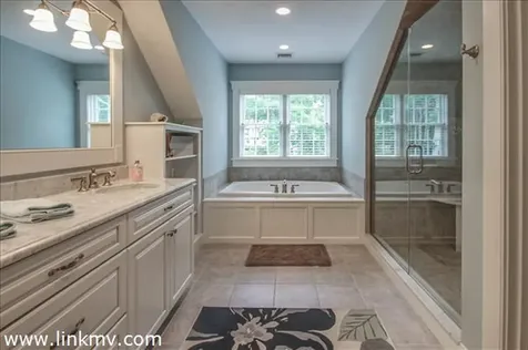 25 Harthaven Road Oak Bluffs MA 02557