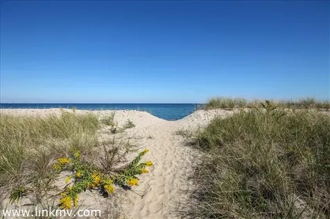 25 Harthaven Road Oak Bluffs MA 02557