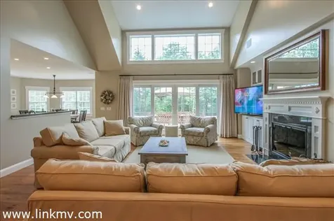 25 Harthaven Road Oak Bluffs MA 02557