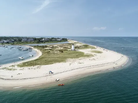 20 Peases Point Way North Edgartown MA 02539