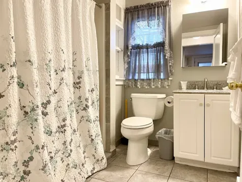 20 Peases Point Way North Edgartown MA 02539