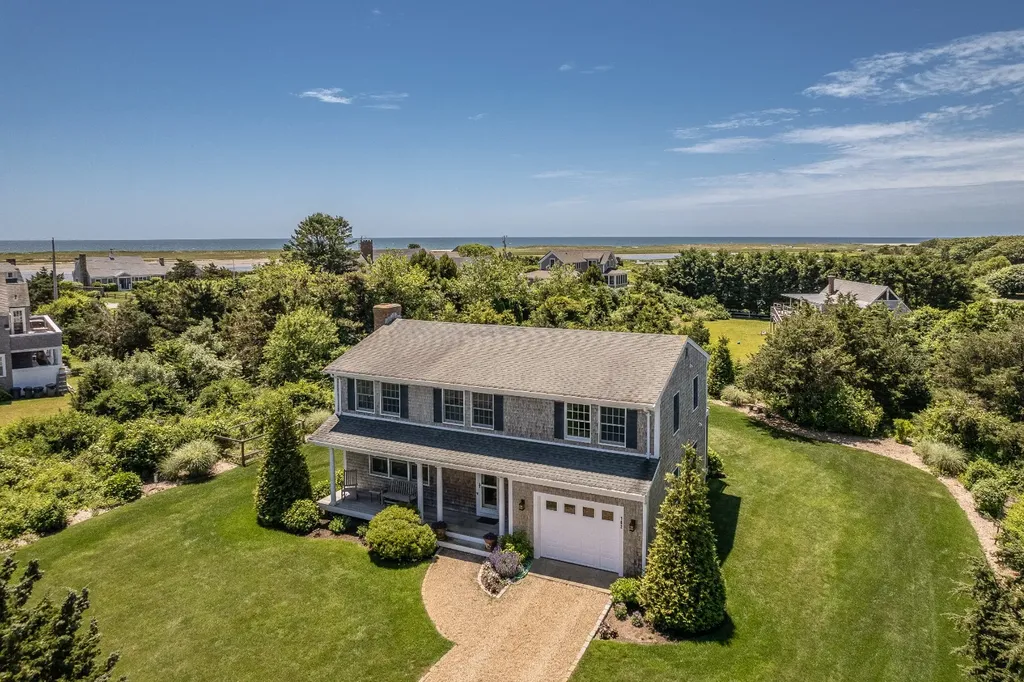 102 Edgartown Bay Road Edgartown MA 02539