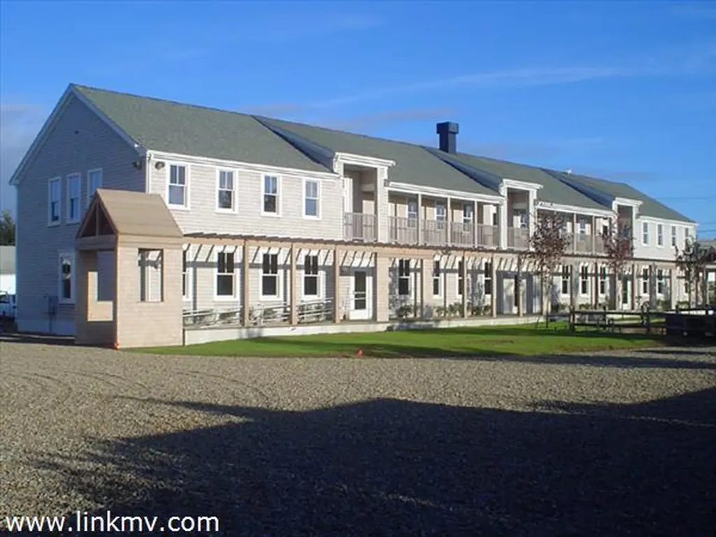 31 Beach Road Vineyard Haven MA 02568