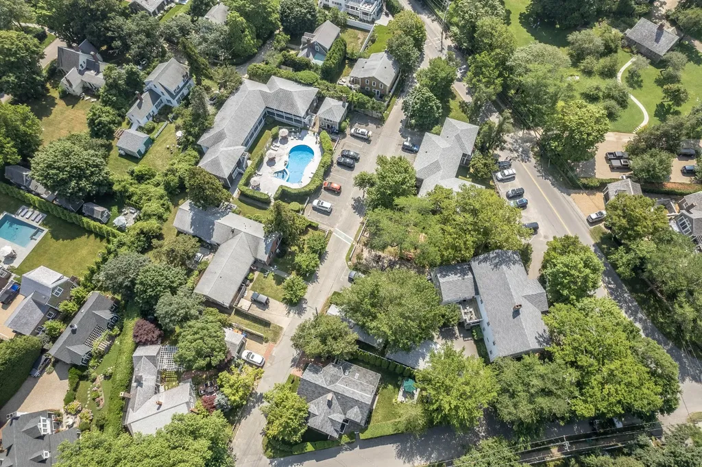 15 Mill Street Edgartown MA 02539
