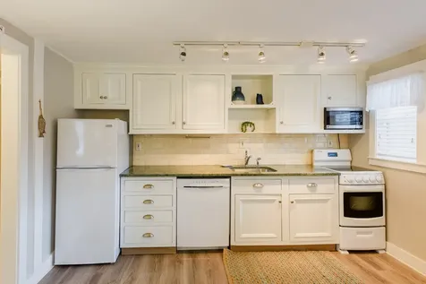 15 Mill Street Edgartown MA 02539