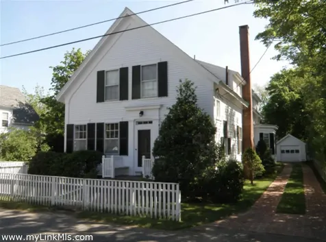 54 Cooke Street Edgartown MA 02539