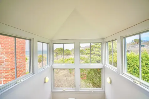 22 Cataumet Avenue Vineyard Haven MA 02568