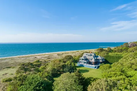 22 Cataumet Avenue Vineyard Haven MA 02568