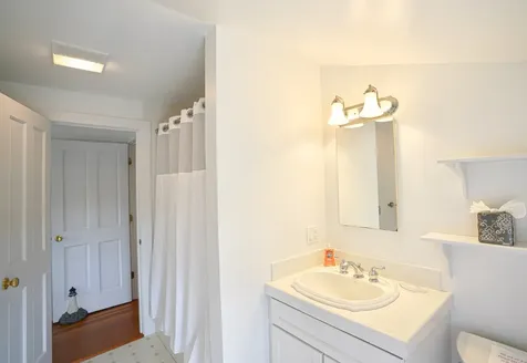 22 Cataumet Avenue Vineyard Haven MA 02568