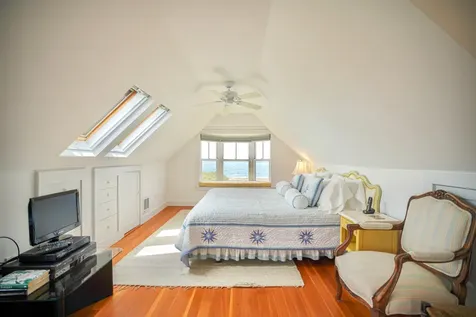22 Cataumet Avenue Vineyard Haven MA 02568