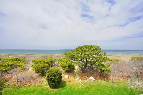 22 Cataumet Avenue Vineyard Haven MA 02568