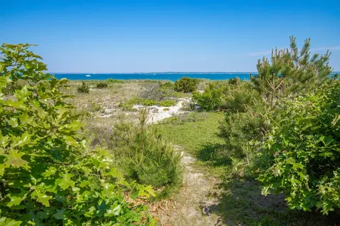 22 Cataumet Avenue Vineyard Haven MA 02568