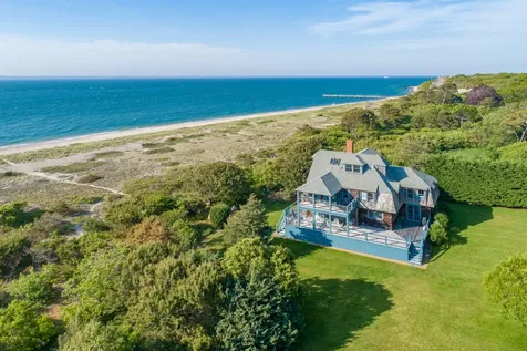 22 Cataumet Avenue Vineyard Haven MA 02568