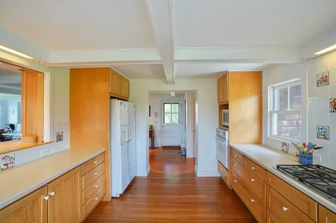 22 Cataumet Avenue Vineyard Haven MA 02568