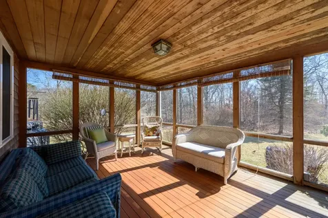 6 Bea Lane West Tisbury MA 02575