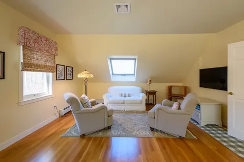 6 Bea Lane West Tisbury MA 02575