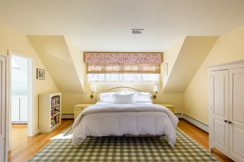 6 Bea Lane West Tisbury MA 02575