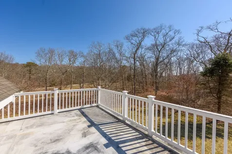 6 Bea Lane West Tisbury MA 02575
