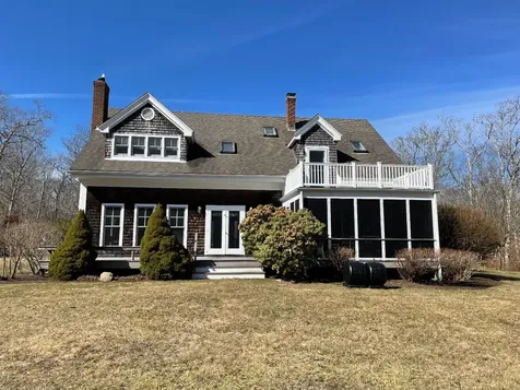 6 Bea Lane West Tisbury MA 02575