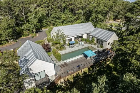 11 Peter Williamson Boulevard Oak Bluffs MA 02557