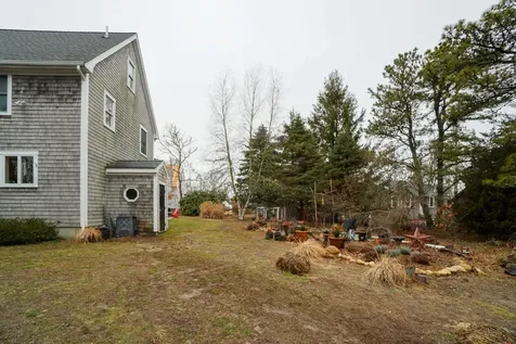 1 California Avenue Oak Bluffs MA 02557