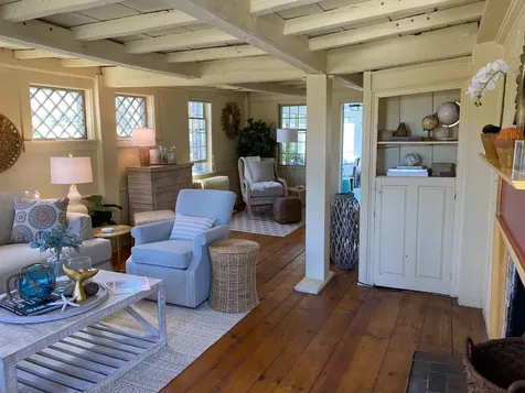 152 Main Street Vineyard Haven MA 02568
