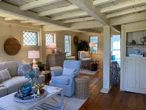 152 Main Street Vineyard Haven MA 02568