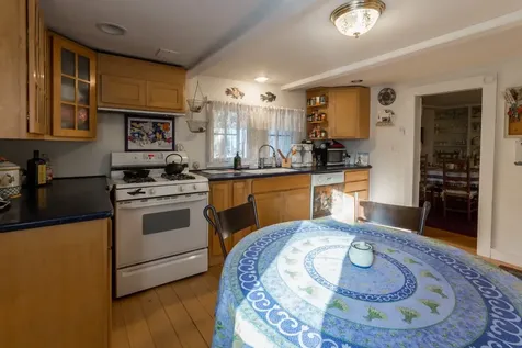 152 Main Street Vineyard Haven MA 02568
