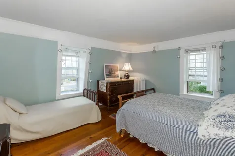 152 Main Street Vineyard Haven MA 02568
