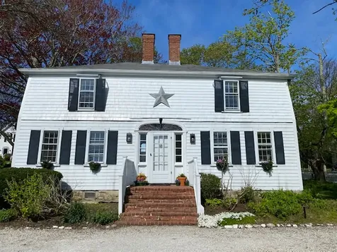 152 Main Street Vineyard Haven MA 02568